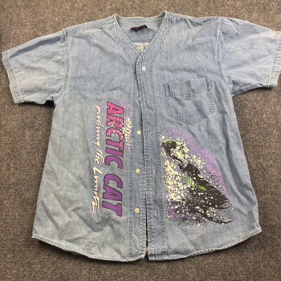 actic cat Tops - ARCTIC CAT Women’s Vintage Short Sleeve Button Up Denim graphic Shirt - Medium